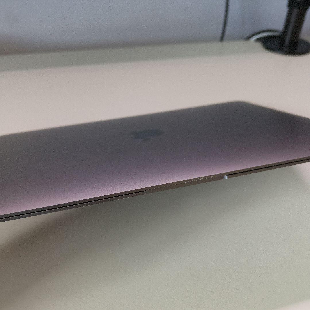 MacBook Air M1 8GBメモリ 256GBストレージ
