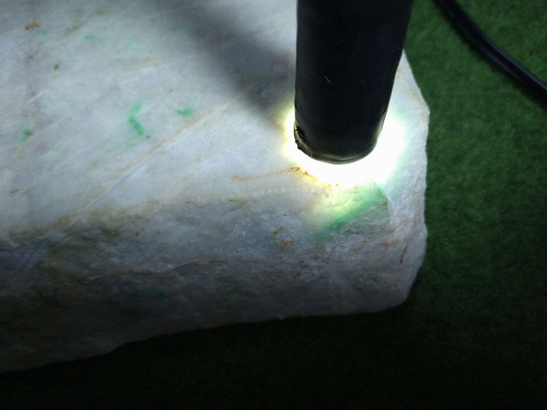 【加工用に最適♪】糸魚川翡翠 上質板材✨