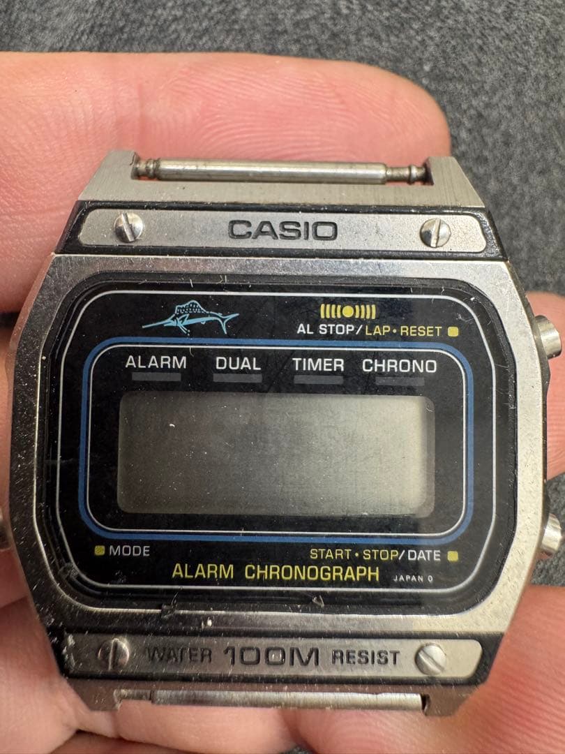 CASIO ALARM CHRONOGRAPH 100M防水