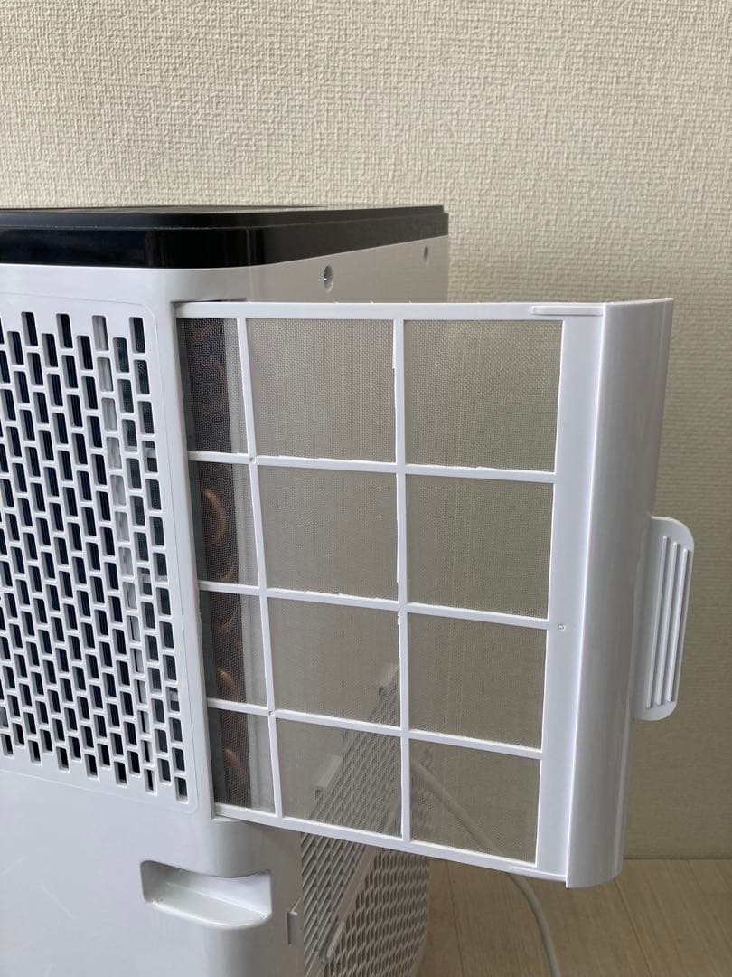 【美品】2024年製 どこでも置くだけエアコン 2.6kw スリーアップ