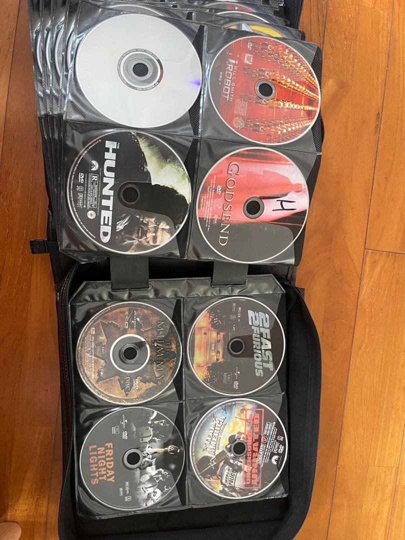 EAST DVDプレーヤー HDMIケーブル・DVD大量付