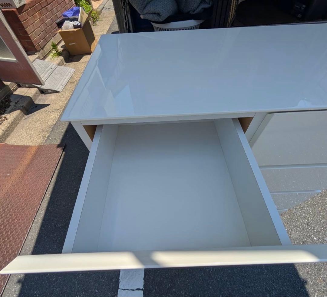 ひまわり　美品　ニトリ ローチェスト クエス衣類収納 タンス