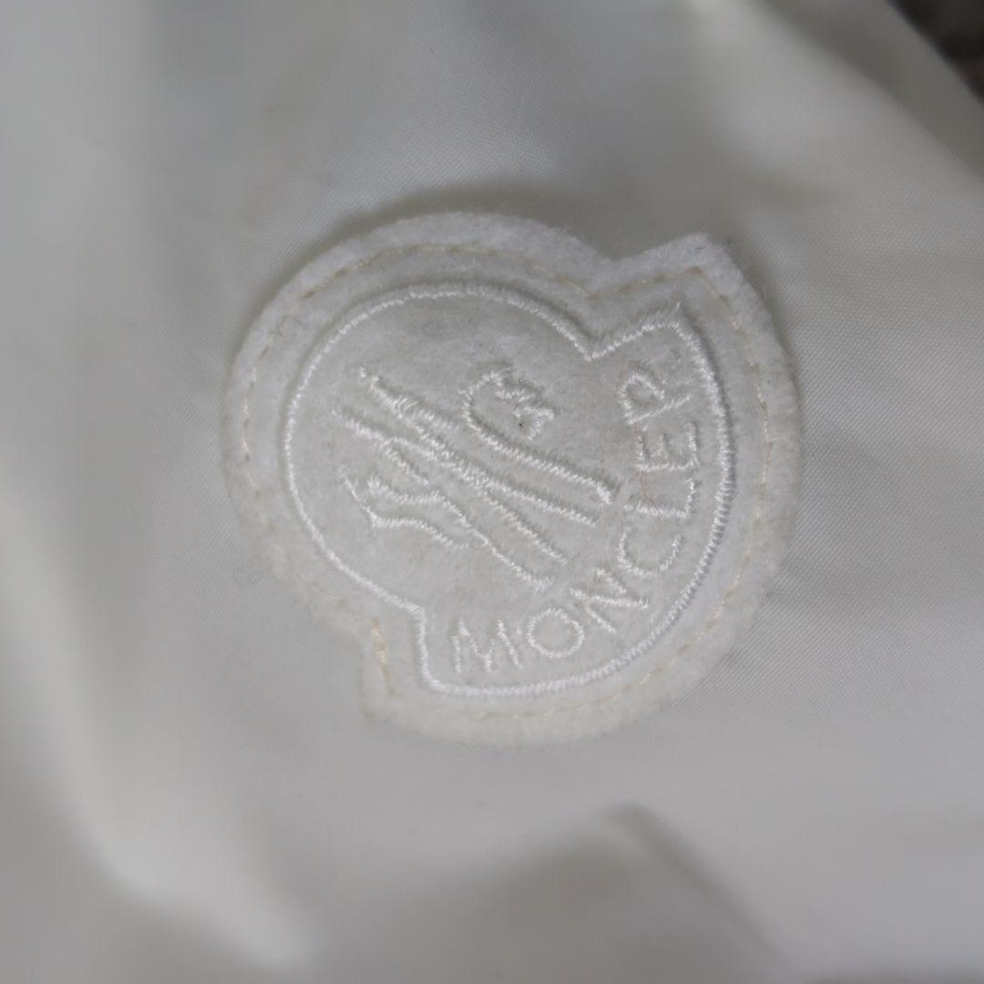 モンクレール Boissard ナイロンパーカー フード レディース 白 2