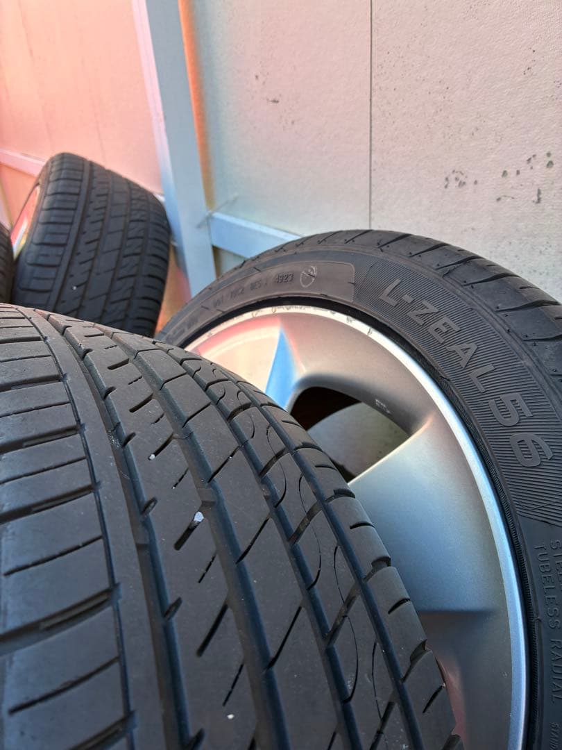 【送料無料】2023年製49週 215/45R17プリウス30ツーリング