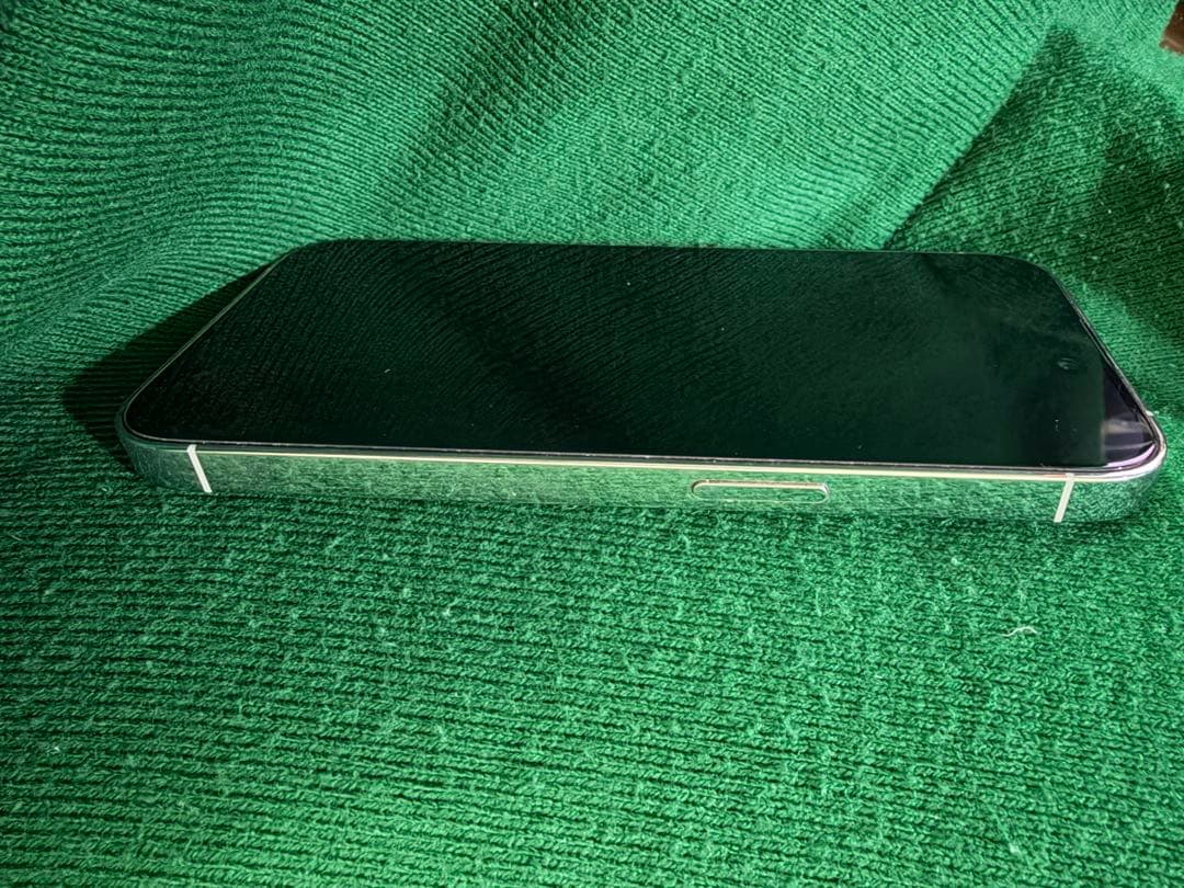 【極美品】iPhone 14 Pro 256GB (バッテリー89%)