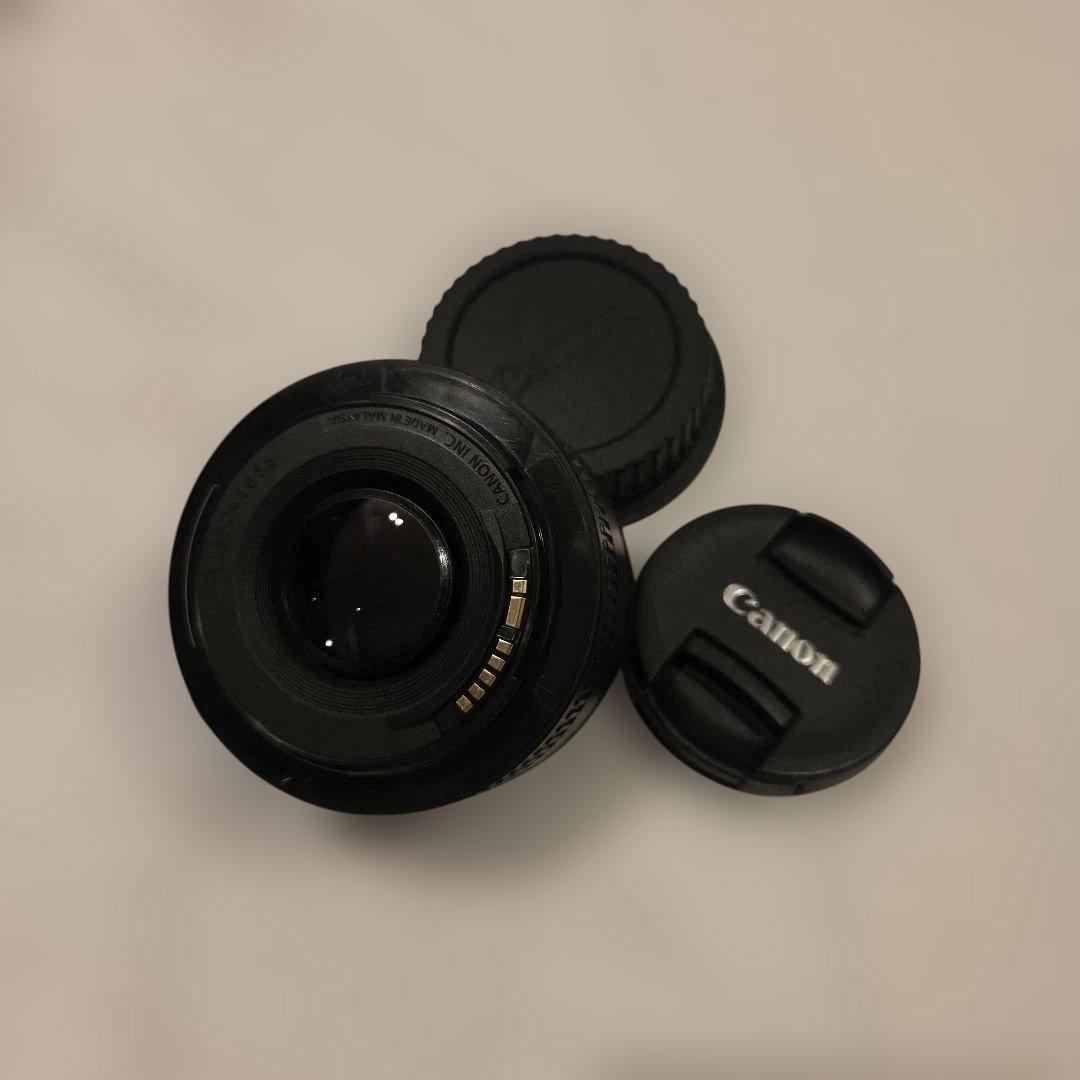 Canon ef 50mm f/1.8 II レンズ