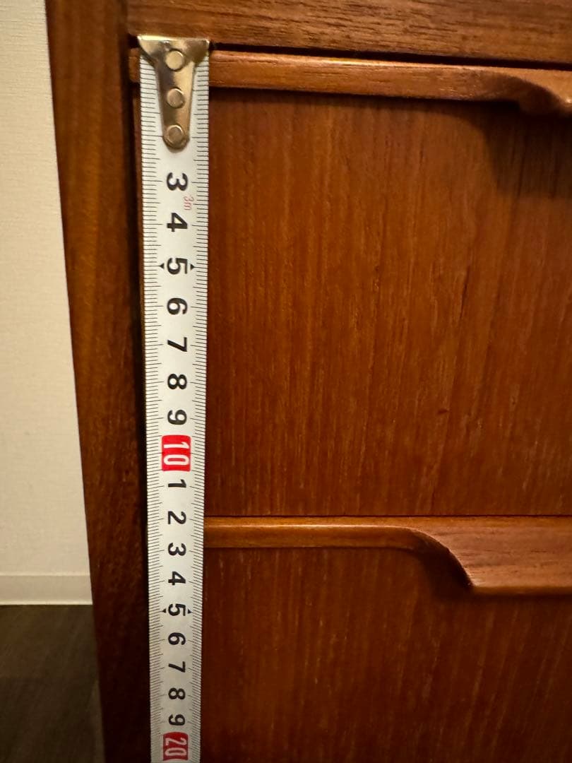 北欧家具　デンマーク　ヴィンテージ　チェスト