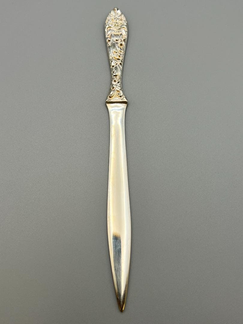 銀製品 UD800 DELUXE ナイフ プレート 聖獣バロン彫 インドネシア