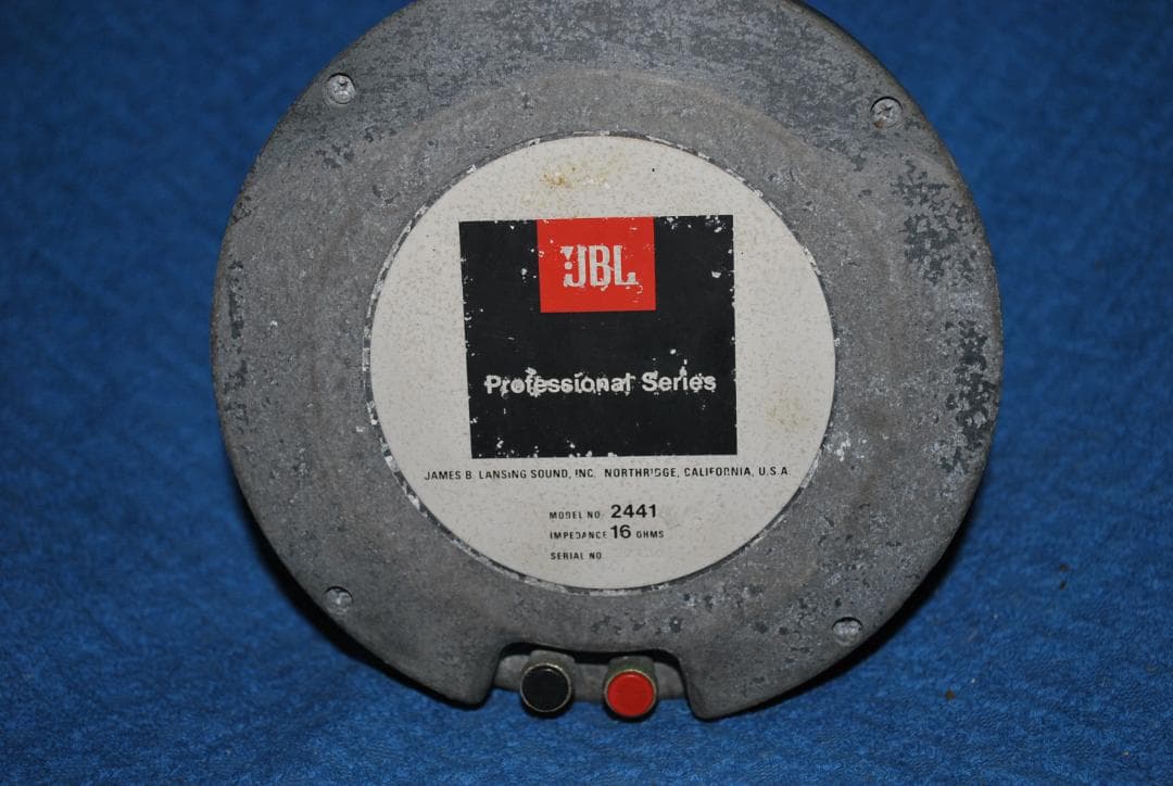 JBL中音用ドライバー2441中古ジャンク品の出品です。