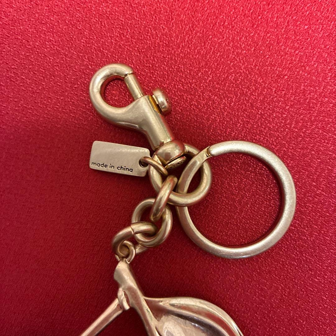 新品　コーチcoach チェリー バッグ チャーム　箱付き　税・送料込