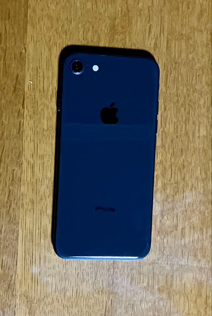 Apple iPhone 8 スペースグレイ 本体