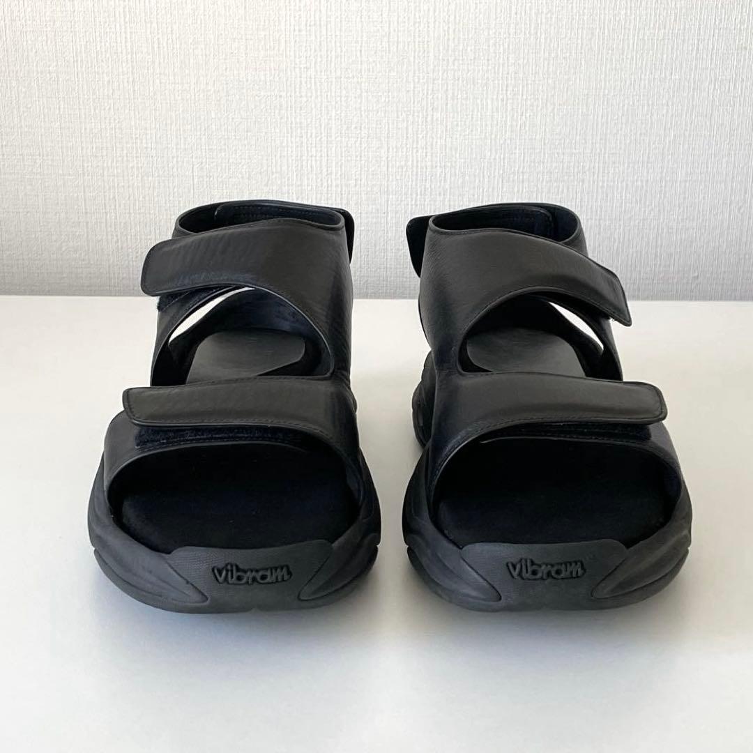 靴 ATTACHMENT 24SS CARF LEATHER SANDAL / 42