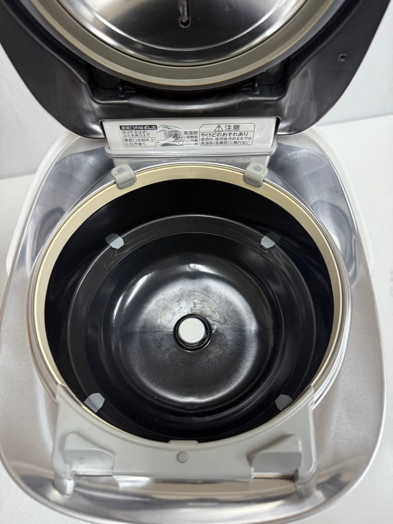 真空圧力IH TOSHIBA RC-10VST 2022年製