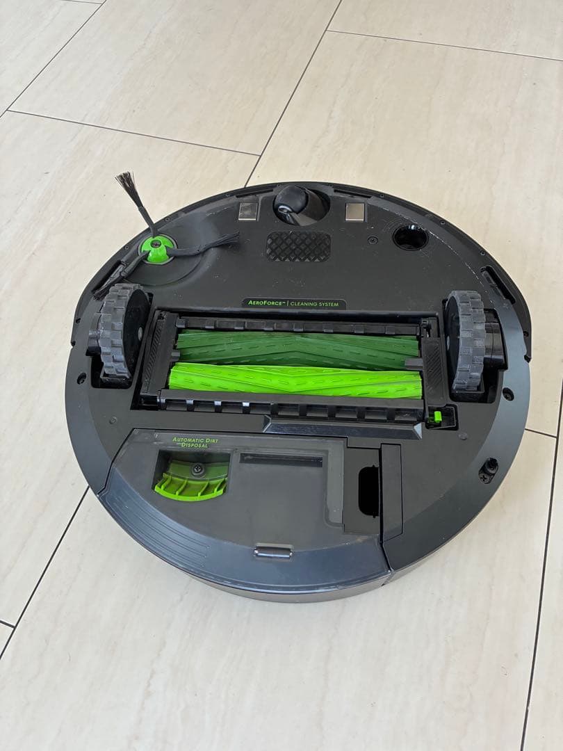 iRobot Roomba i3+本体