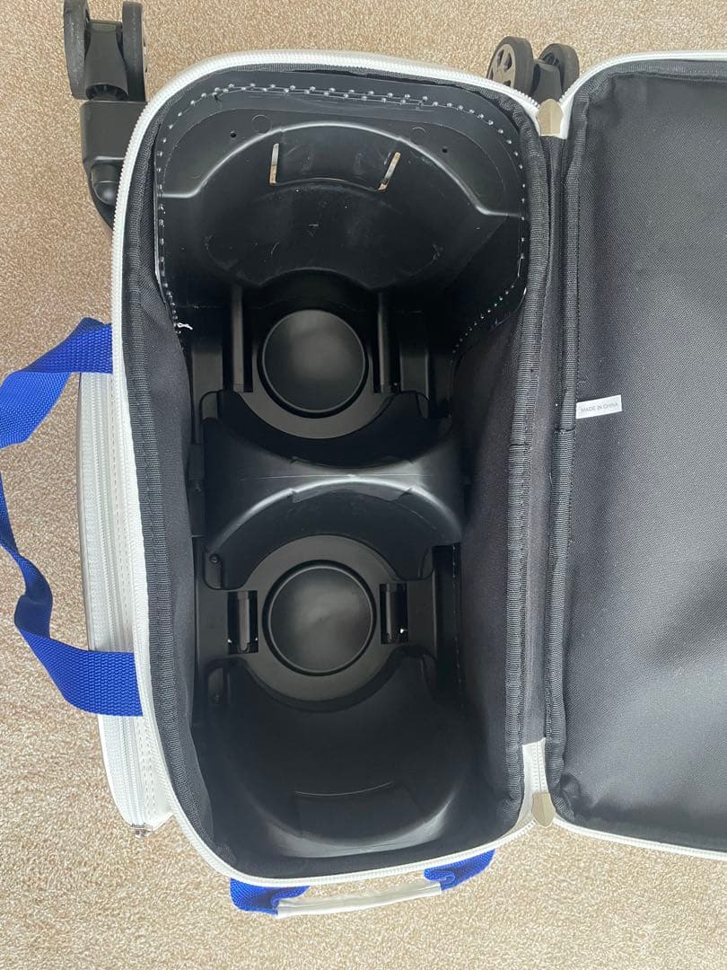 【中古】STORM ボウリング用バッグ キャスター付き 中型 白/青