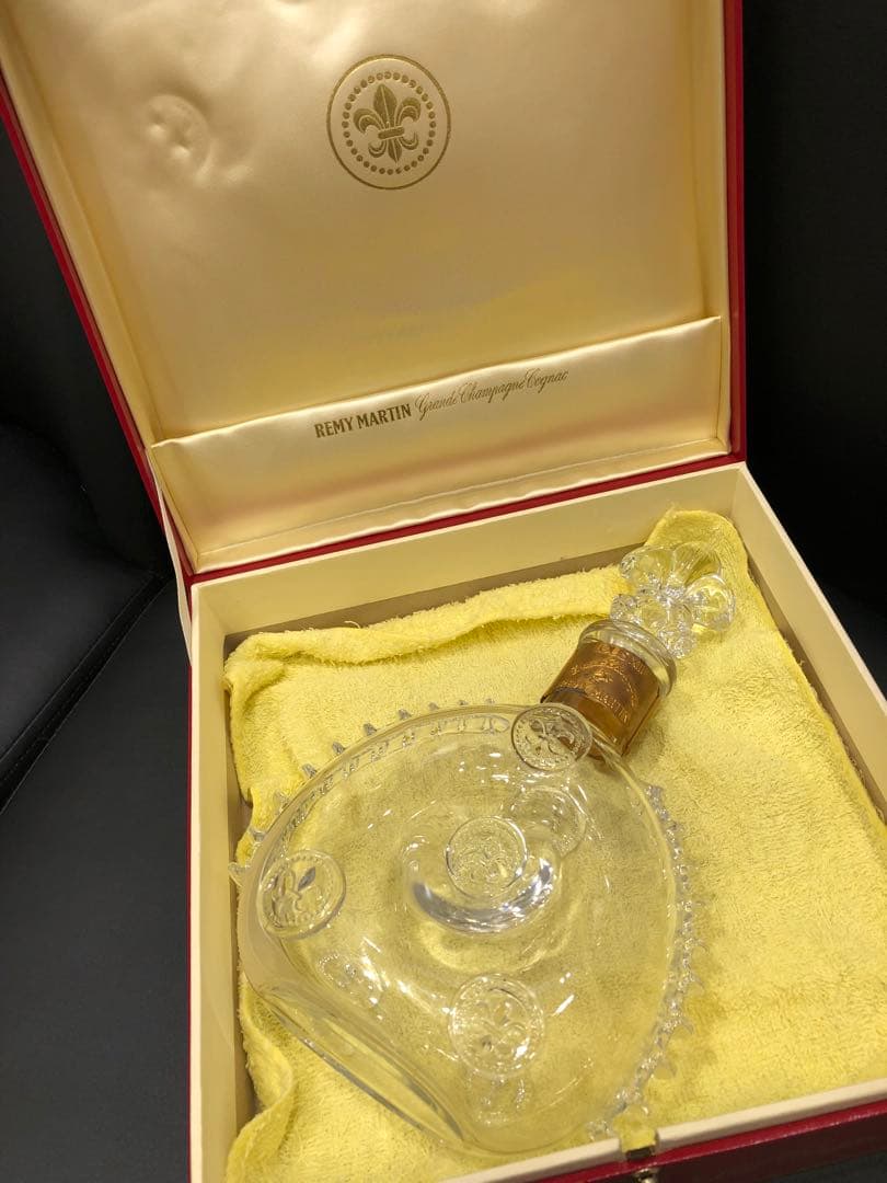 レミーマルタン　 ルイ13世空き瓶　バカラ