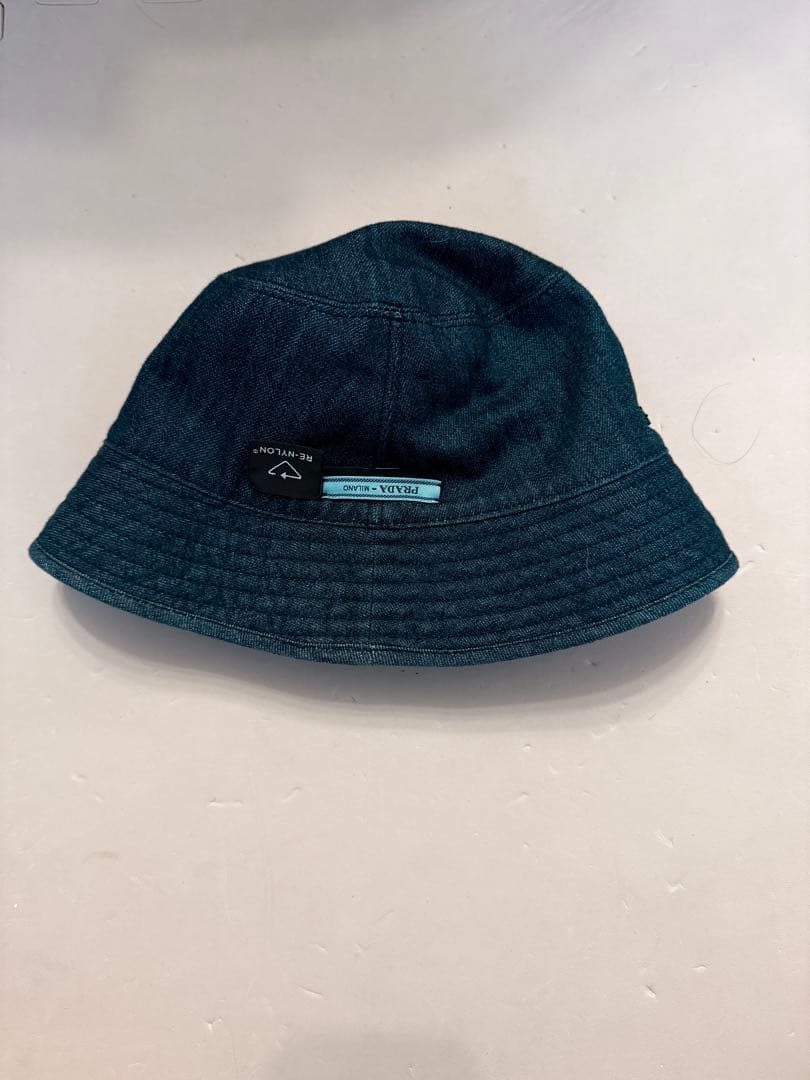 PRADA ブラック andデニム　リバーシブル　バケットハット