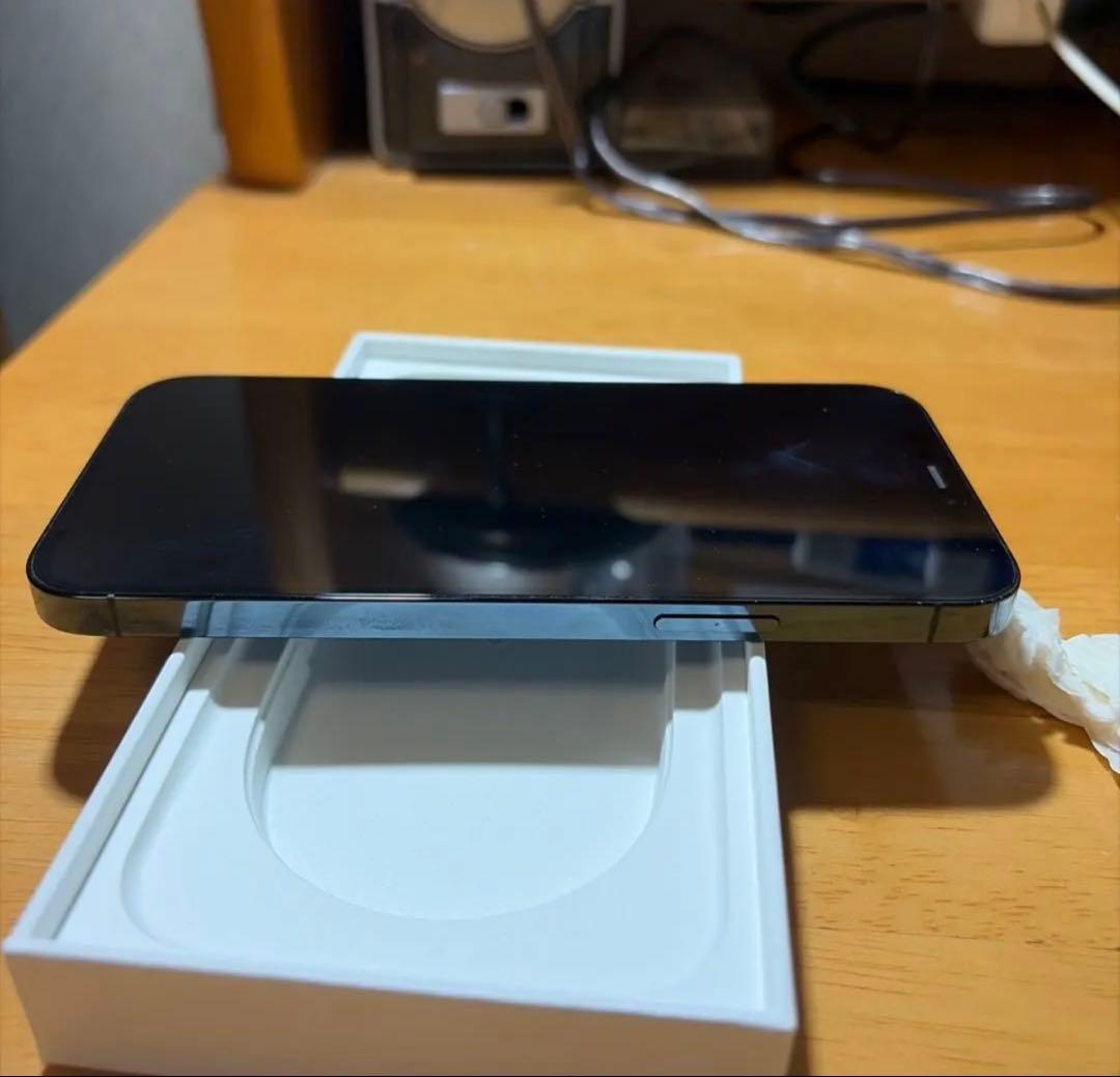 iPhone 12 Pro ブルー 128GB（ケーブル・カバー付き）