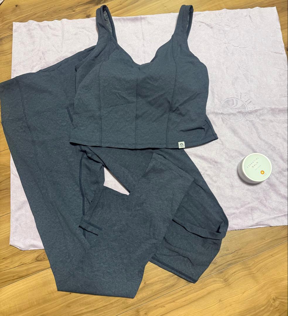 LAVAヨガウェア　最終価格⭐︎お値下げ不可