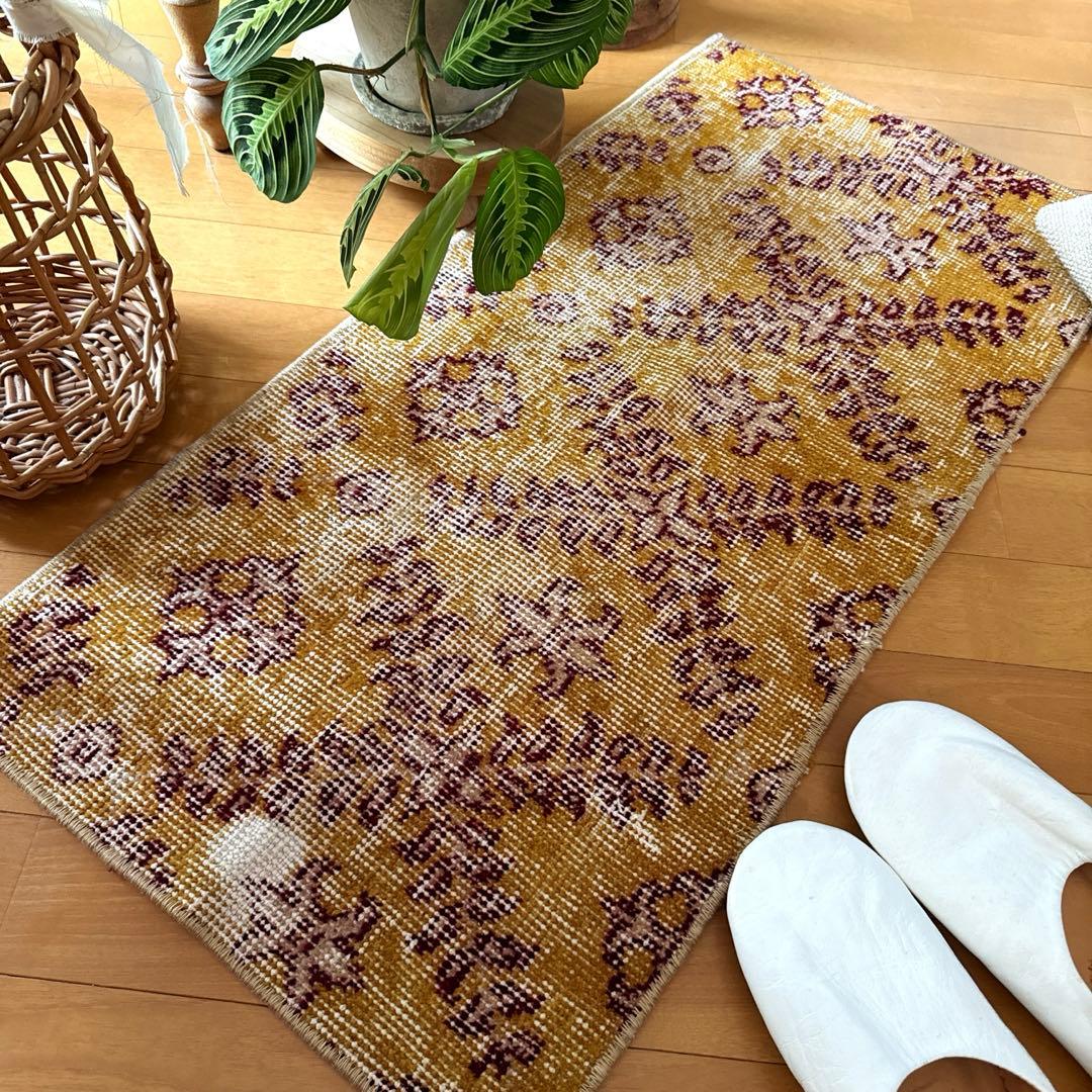 41.5×83マスタードイエロー×エンジ　トルコヴィンテージラグ