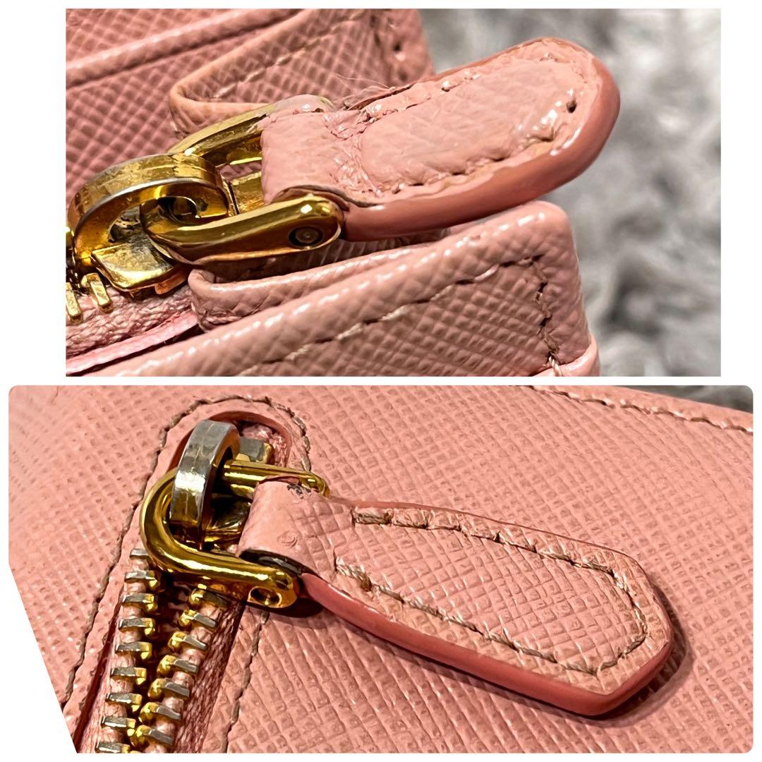 美品✨PRADA フィオッコサフィアーノ　ベビーピンク　メタルロゴ　2点セット