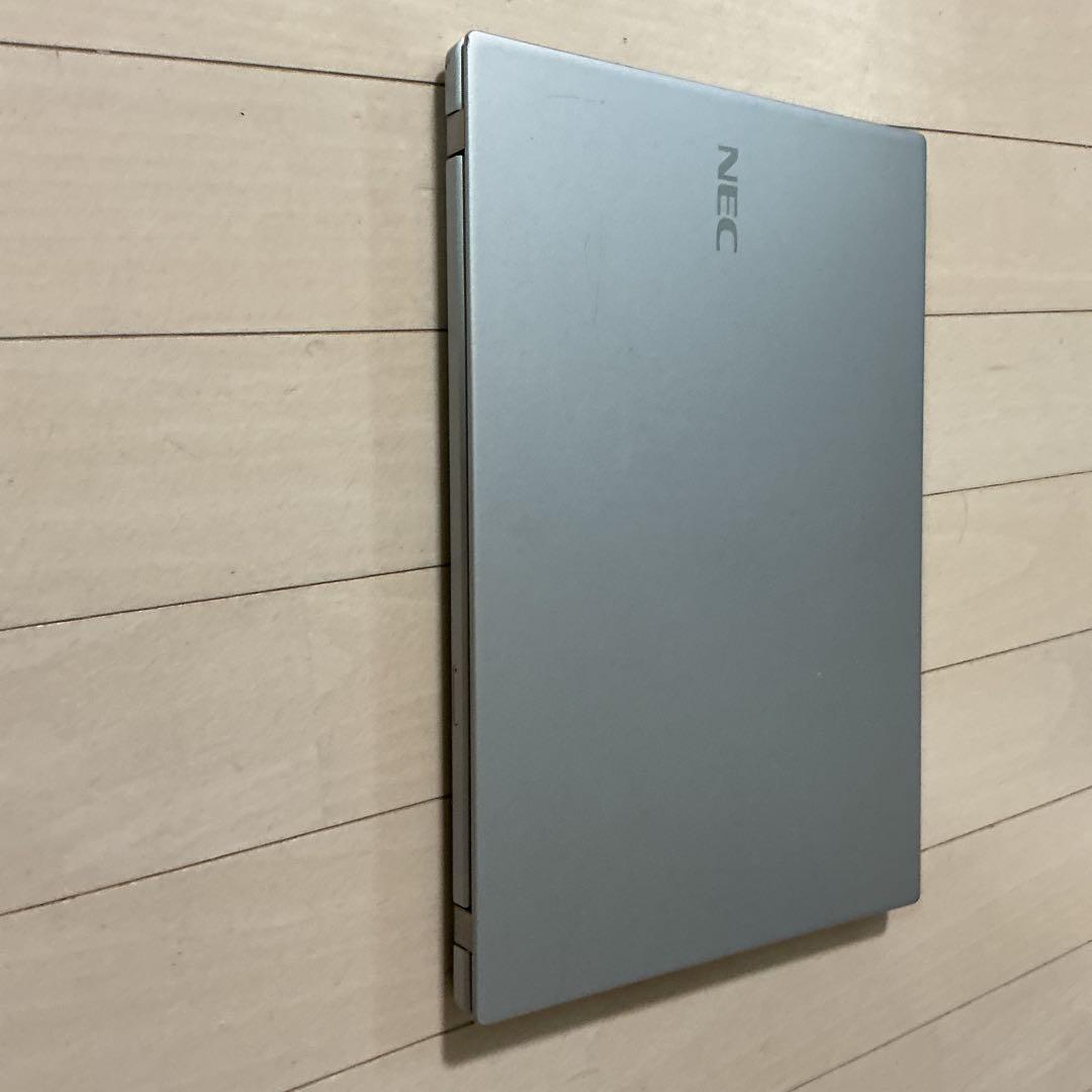 NEC pc-vkm17bzg4 i5-8350U/240GBノートパソコン