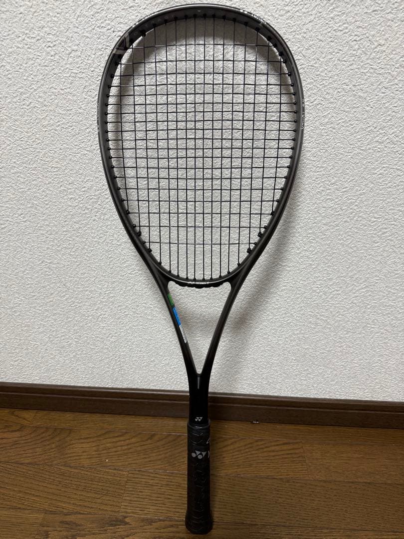 ヨネックス　ボルトレイジ8v 新色シェリーシルバー