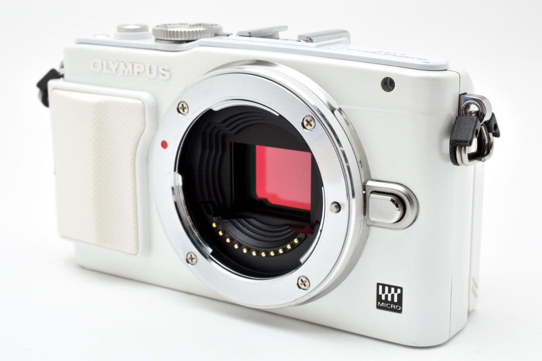 OLYMPUS E-PL6 ミラーレス一眼 ホワイト