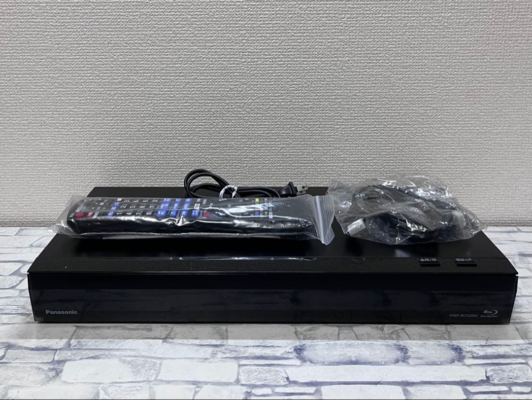 2TB 7チューナー　パナソニック　ブルーレイレコーダー　DMR-BCX2060