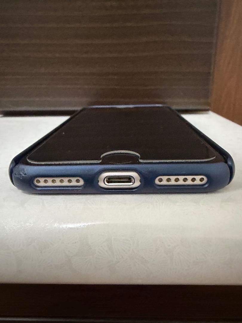 美品 SIMフリー iPhone SE3 256GB 箱 ケーブル付属