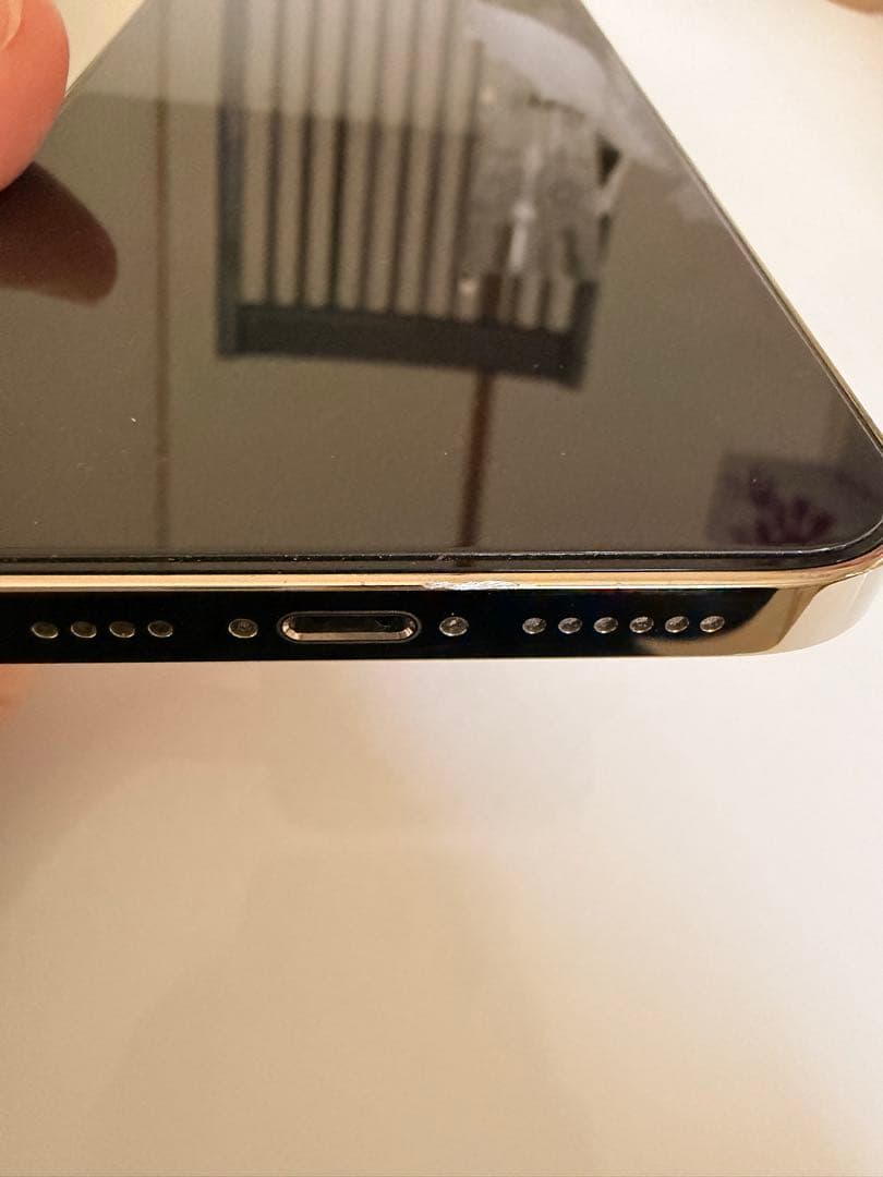 iPhone13pro max 256gb ゴールド バッテリー容量88% 美品