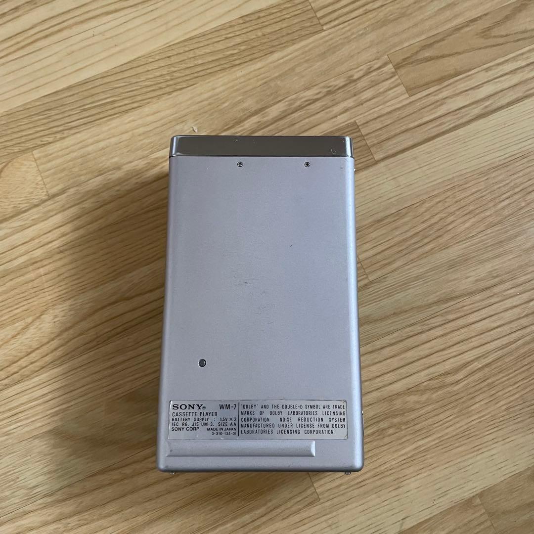 【ジャンク品】 SONYカセットウォークマンWM-7 ACアダプタ付き