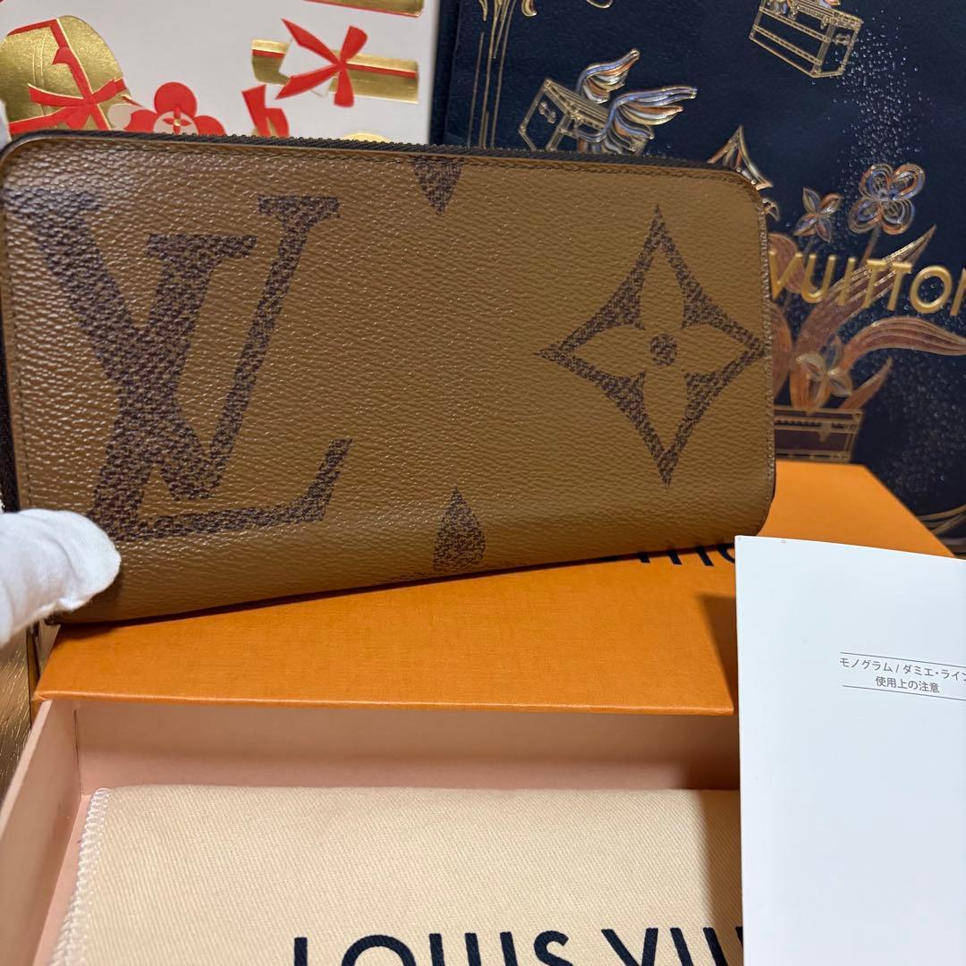 【使用わずか】ルイヴィトン モノグラム ジャイアント ジッピー 長財布
