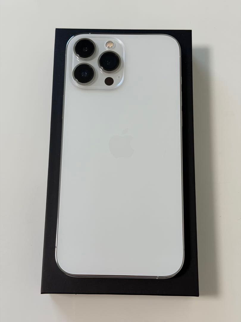 iPhone 13 pro max 256G シルバー　SIMフリー　美品