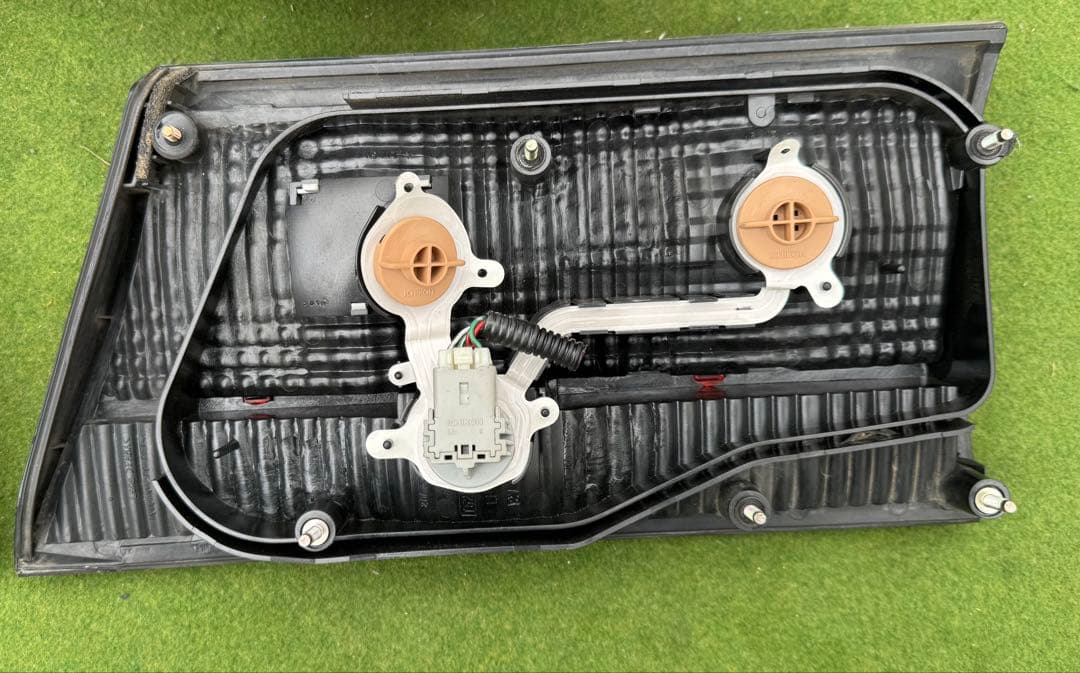 トヨタ　17クラウン テールライト　純正　テールランプ　JZS171