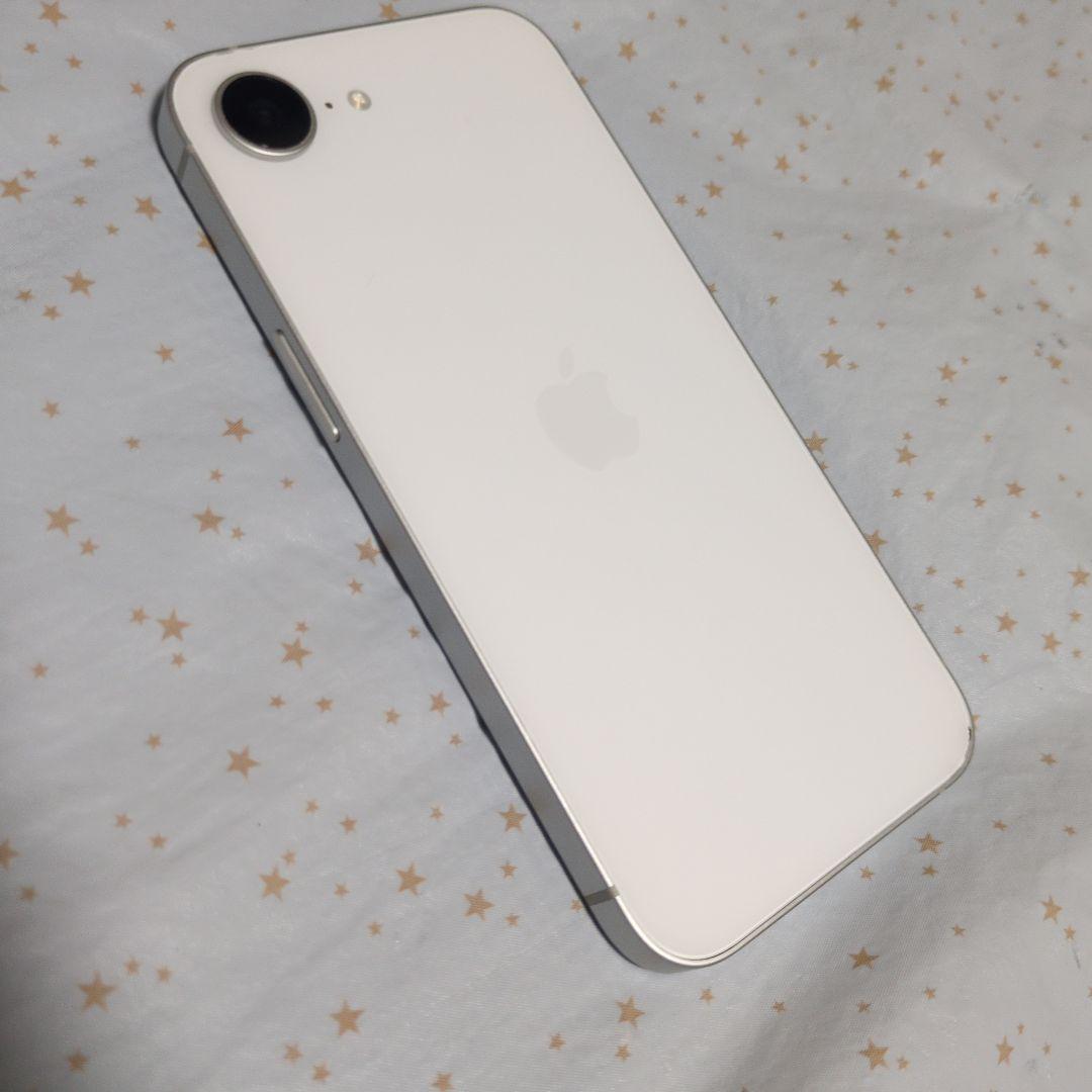 iPhone16e ホワイト　128G