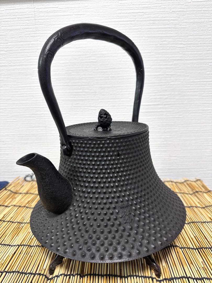 未使用品、タグ付　南部成龍堂鋳　及川光正　斎峰造　３０型　南部鉄瓶　南部鉄器