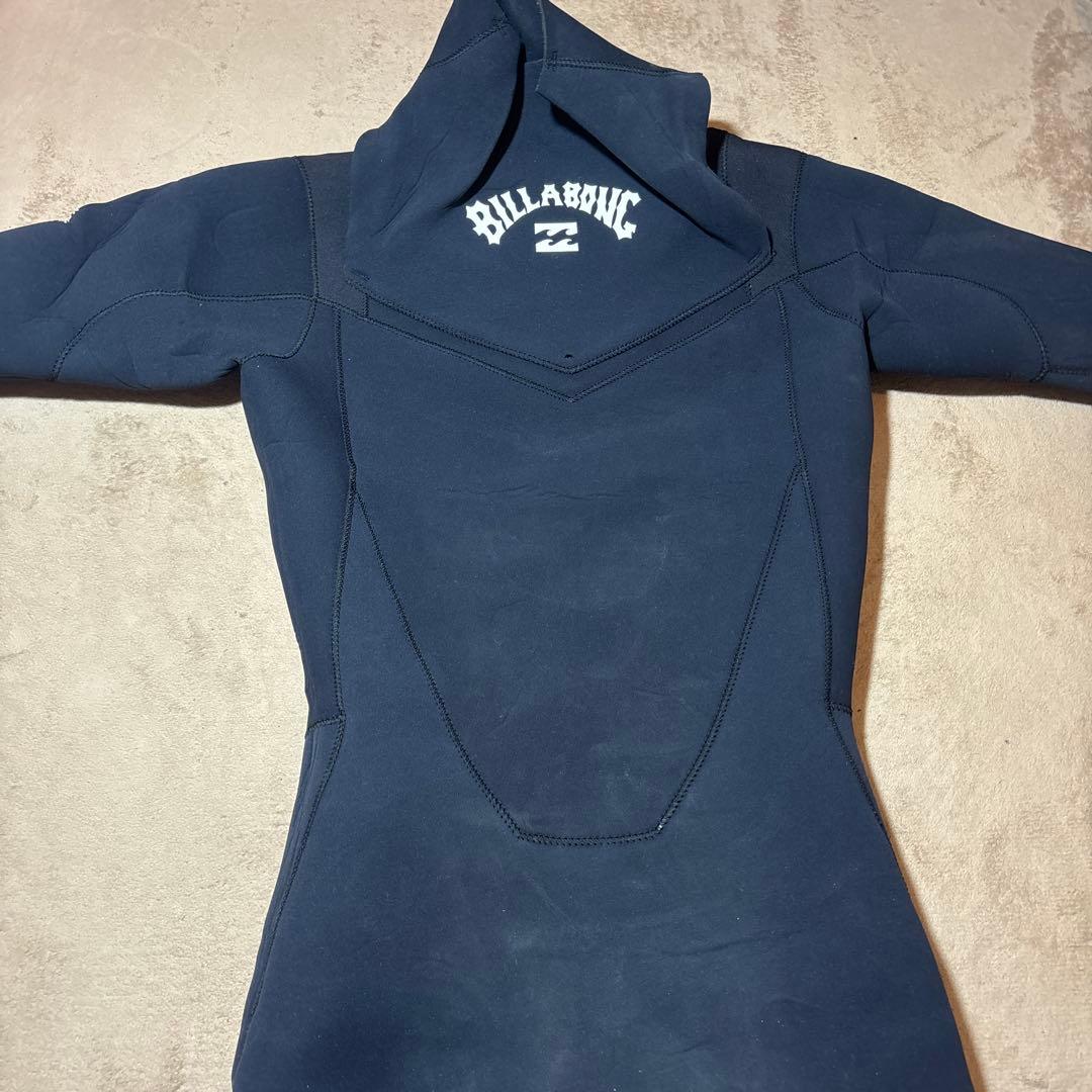たけ.•*¨*✿ 　billabong ウエットスーツ