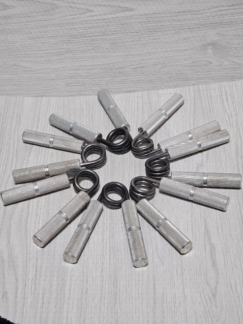 COCグリッパー7個セット+マイルキー、クランプ