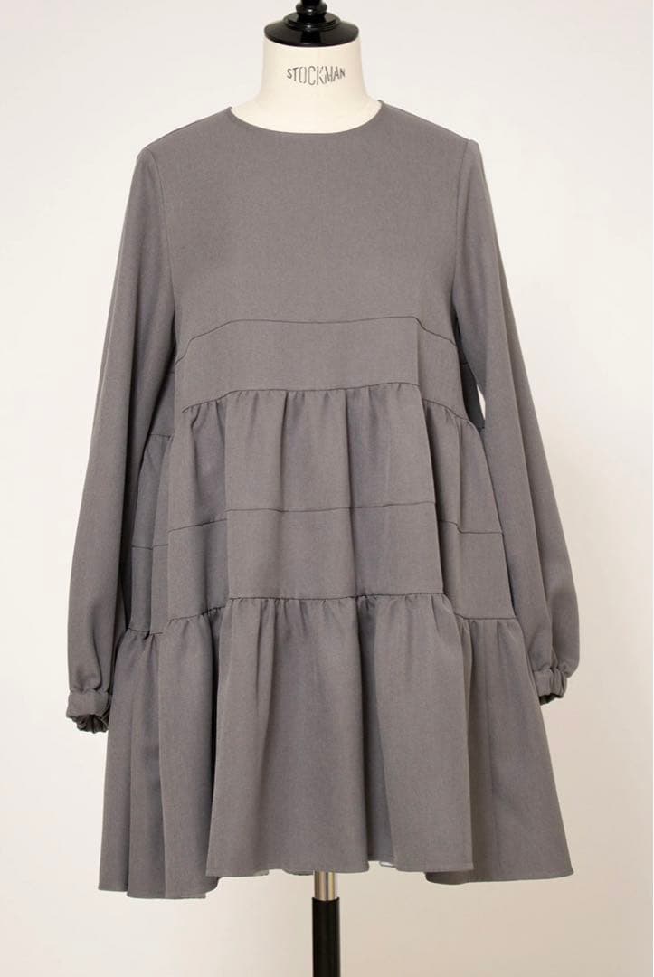 新品　yori ランダムティアードショートドレス　グレー