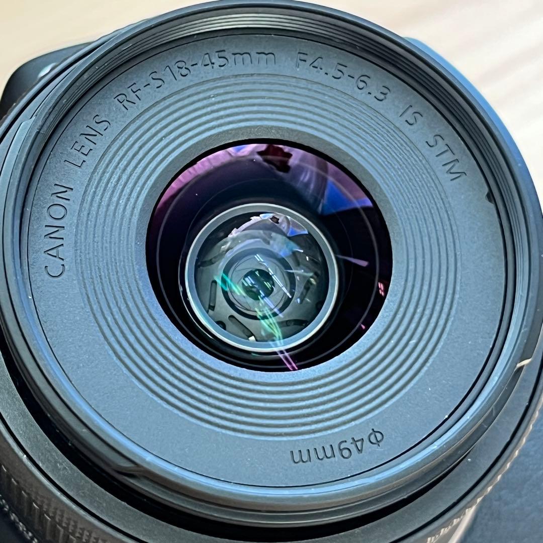 【箱有り新品級】Canon EOS R50 ミラーレスカメラ SDカード