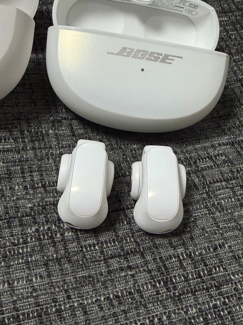 ほぼ新品!!Bose Ultra openワイヤレスイヤホン 本体 ホワイト