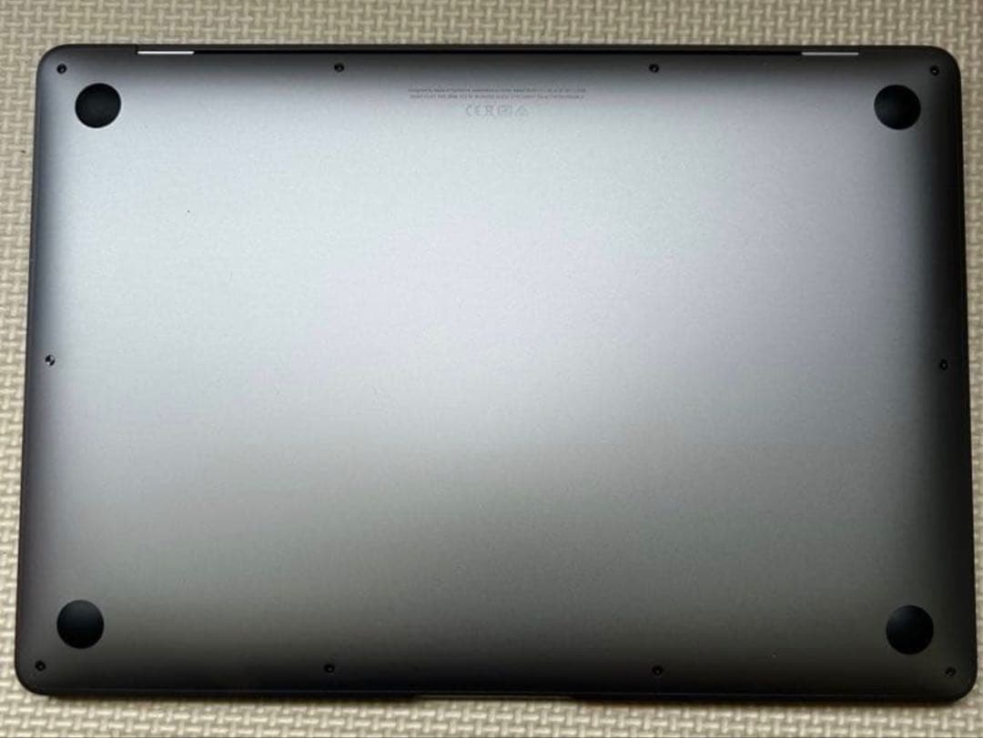 Apple MacBook Air M1 13インチスペースグレー