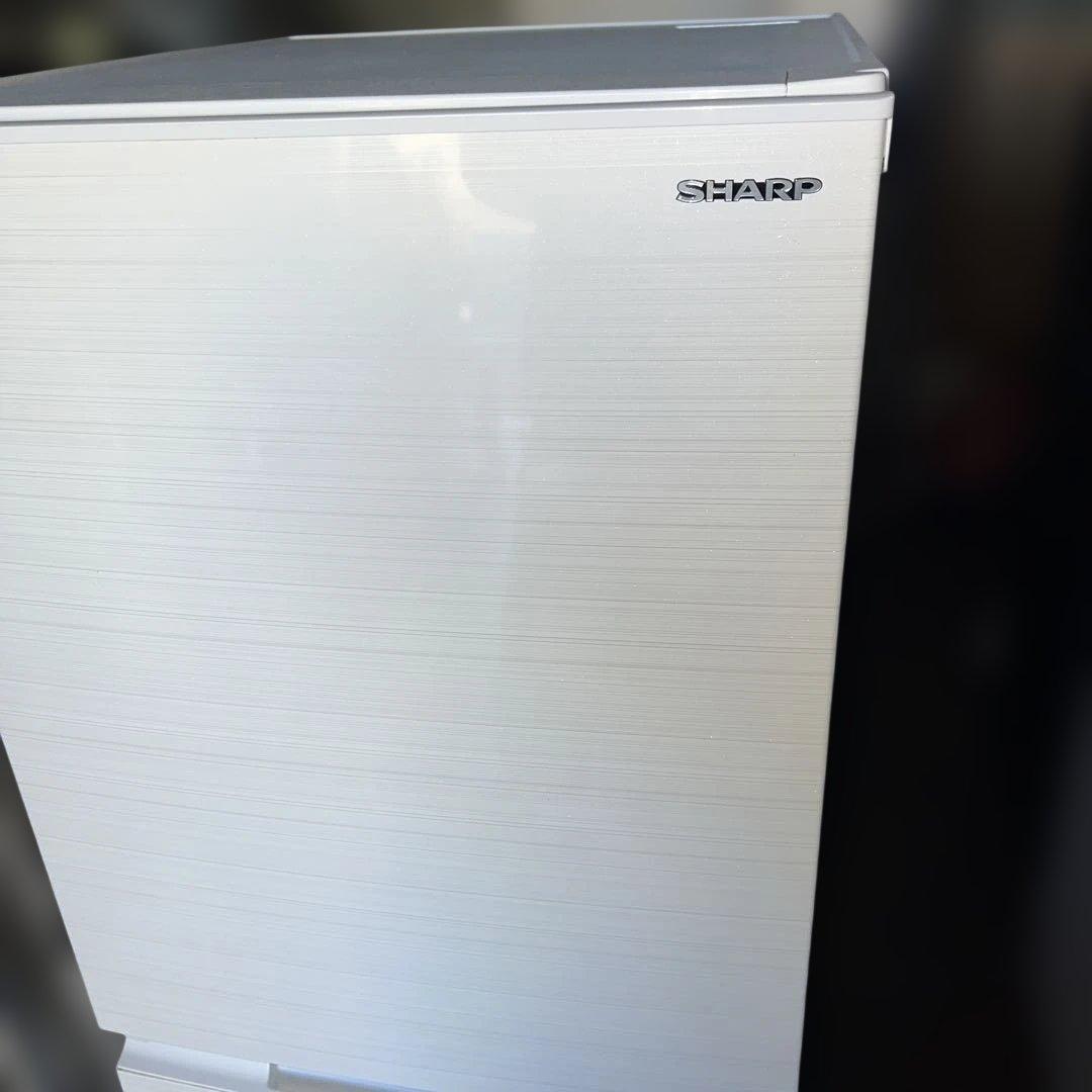 ⭐︎SHARP/シャープ/左右付け替え自在扉/美品/どっちもドア152L