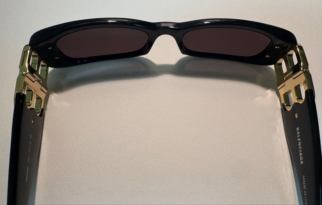 BALENCIAGA DYNASTY RECTANGLE サングラス 平本蓮