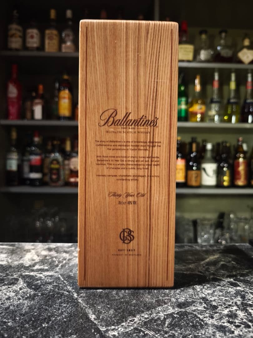 未開封バランタイン30年 木箱入り