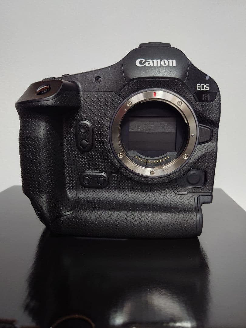【極上美品】Canon EOS R1