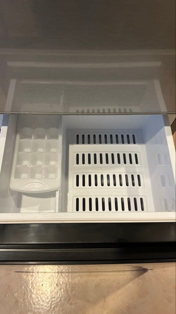 ※※ミニマムゆう※※★値下げ交渉OK★AQUA冷蔵庫（126L_2ド...