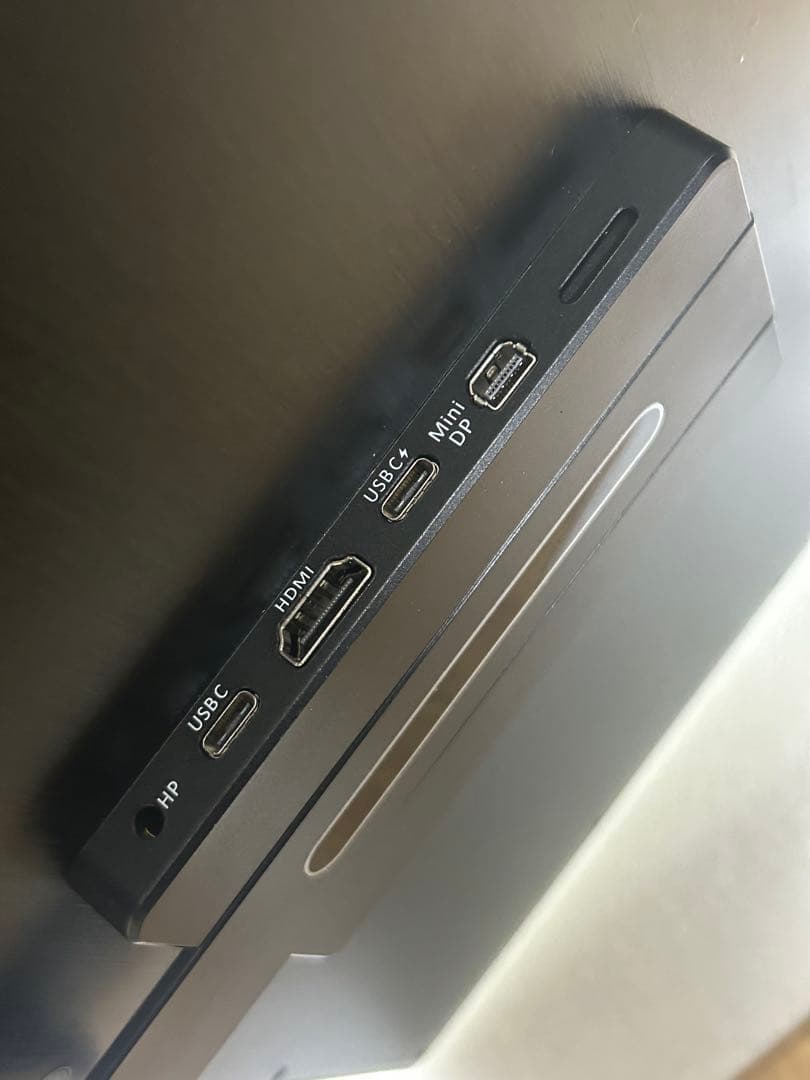 magedok MG156-ut02 4k モバイルモニター 15.6インチ