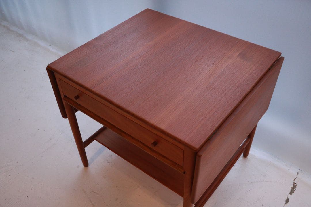 HANS J. WEGNER ソーイングテーブル　AT33 ハンスウェグナー